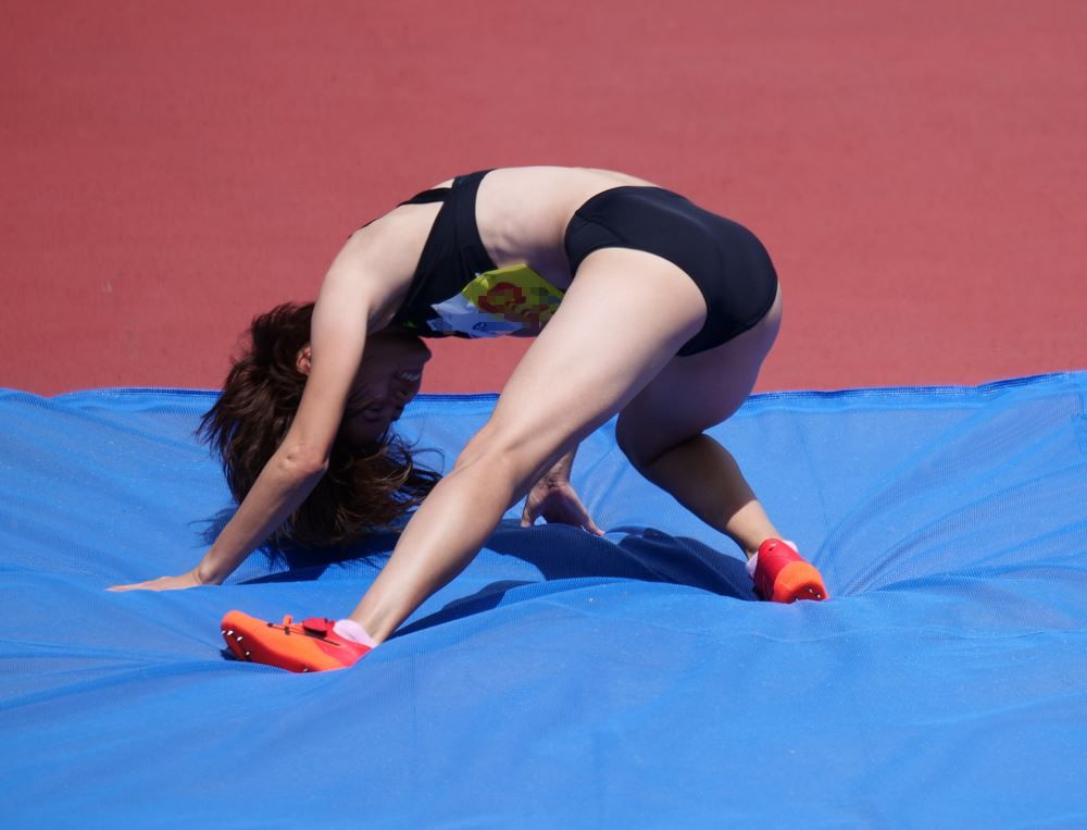 2022年　美女による高跳び競演 02　九州共立大学　女子陸上部　株式会社友睦物流陸上部　社会人ブルマ　大人ブルマ　陸上　陸上女子　ニチレク女子陸上部　鹿児島銀行女子陸上部