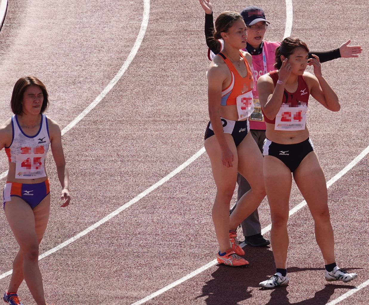 陸上女子コレクションVol.164 国体　トラック　成年女子陸上　岩田優奈　群馬県代表　競技 鼠径部ハイレグ　千葉県代表　藤井綾乃　青山学院大学　超ハイレグブルマ　有名女子陸上選手超ハイレグブルマ