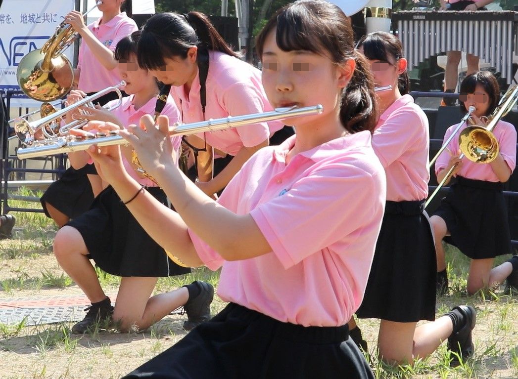 超貴重映像!はき忘れや食い込みがすごいマーチングバンド 電気羊 スパッツ穿き忘れ ブルマ型アンスコ ターン アンダースコート アイドル生パンツ ブルマ食い込み
