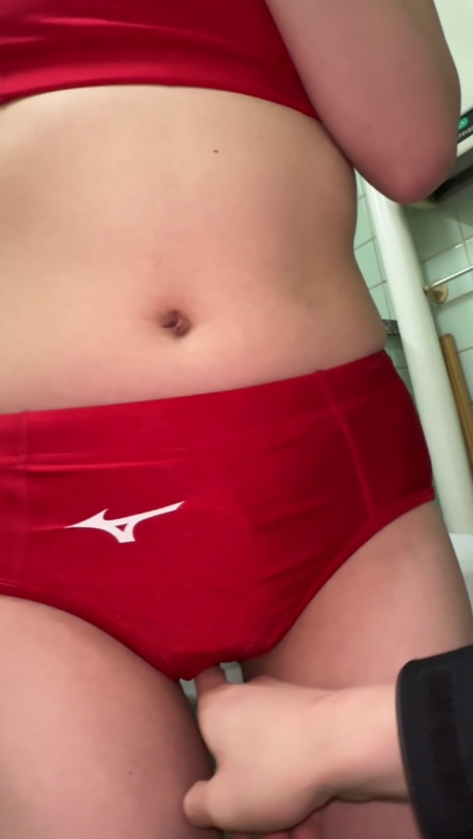 陸上女子チカン⑥ ○○スプリント陸上2023出場<競技場男子トイレでナマ中出しチカン> アスリートハンター 2023年 市立総合運動公園陸上競技場 競技終了後 男子トイレ連込み ブルマ没収 半裸アスリート 陸上女子半裸 ブルマレス