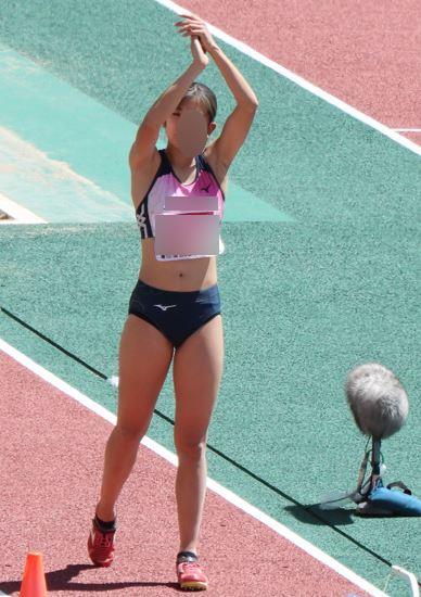 あの動画と合わせて見応えたっぷり!…三段跳び 躍動カメラマン 第107回日本選手権OSAKA 内田建設AC 大阪教育大学 武庫川女子大学 青山学院大学 日本女子体育大学 大開脚ブルマ 砂まみれブルマ