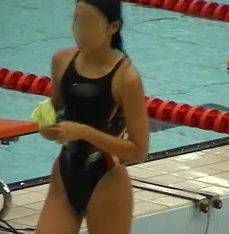 高校女子水泳部渾身の超ハイレグ競泳水着に日焼け跡動画