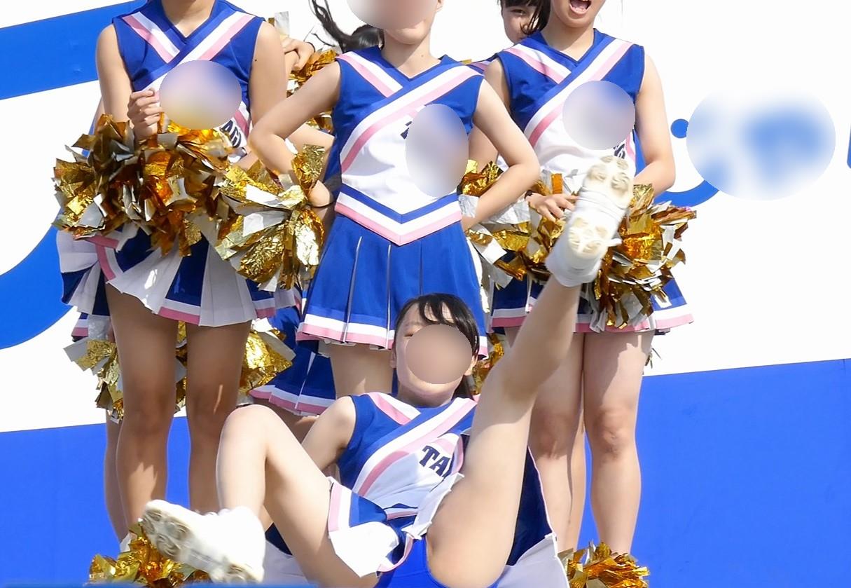 祭りだチア vol.79 【4K】 可愛すぎます！Kバトン続編 チアダンスも素敵です！　メロン 高木学園女子高等学校　バトントワリング部　ハイキックラインダンス　青色アンスコ　ブルマ型アンダースコート　まん肉丸見え開脚　股割　大開脚 