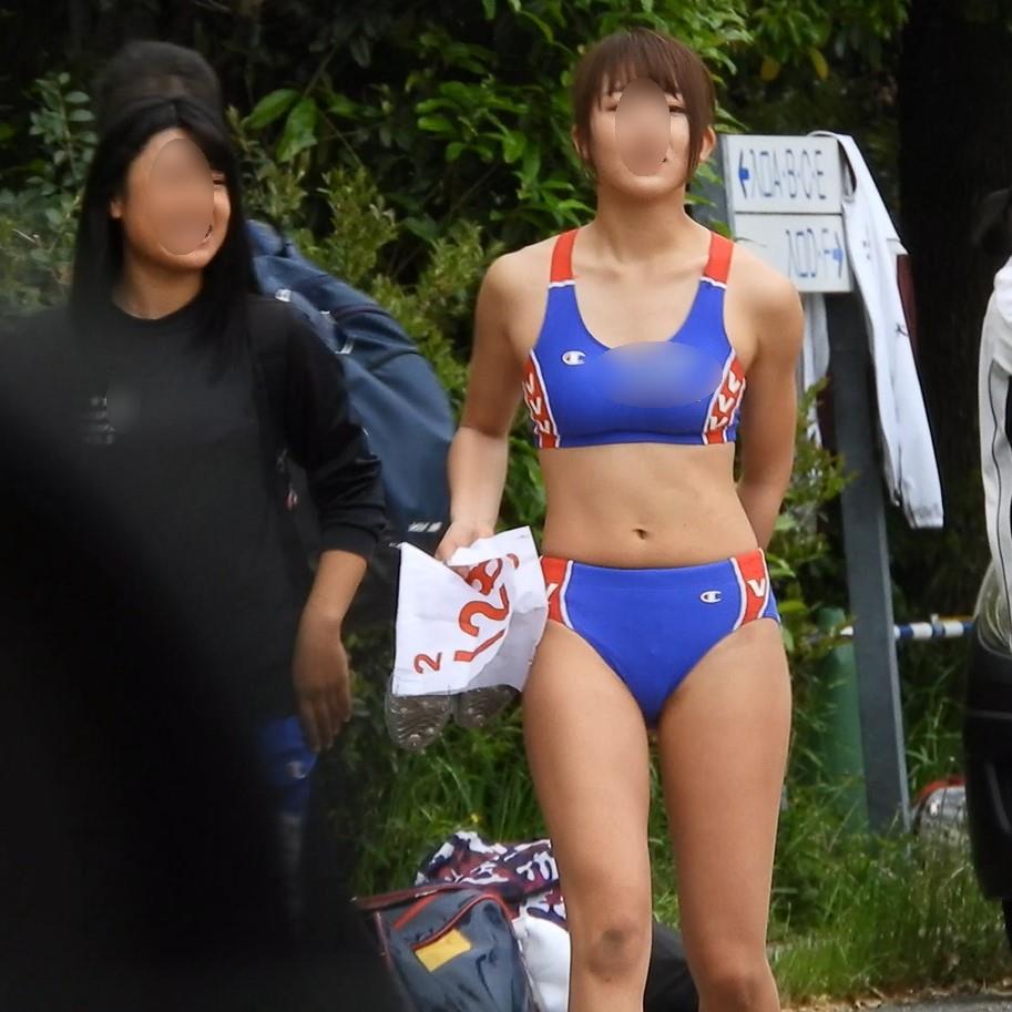 希少チャンピオン製セパユニの超ハイレグブルマに巨乳ブラトップ