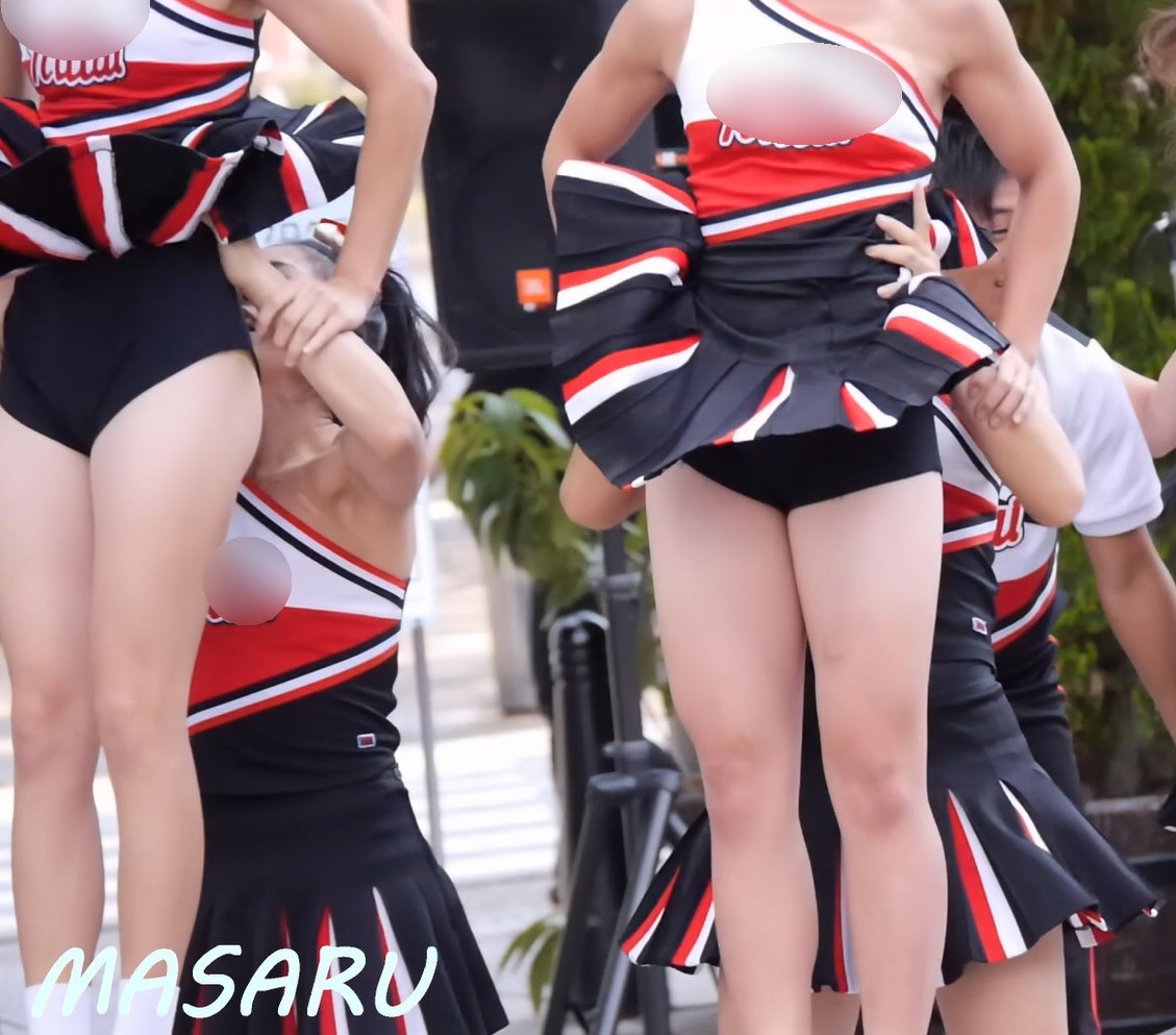 秘密のチア VOL.96~ガチ系ですがおもてなしサービスは怠りません!~ MASARU ワンショルダー アンダーシャツ無し 黒スパッツ スパッツはみパン インナーショーツ