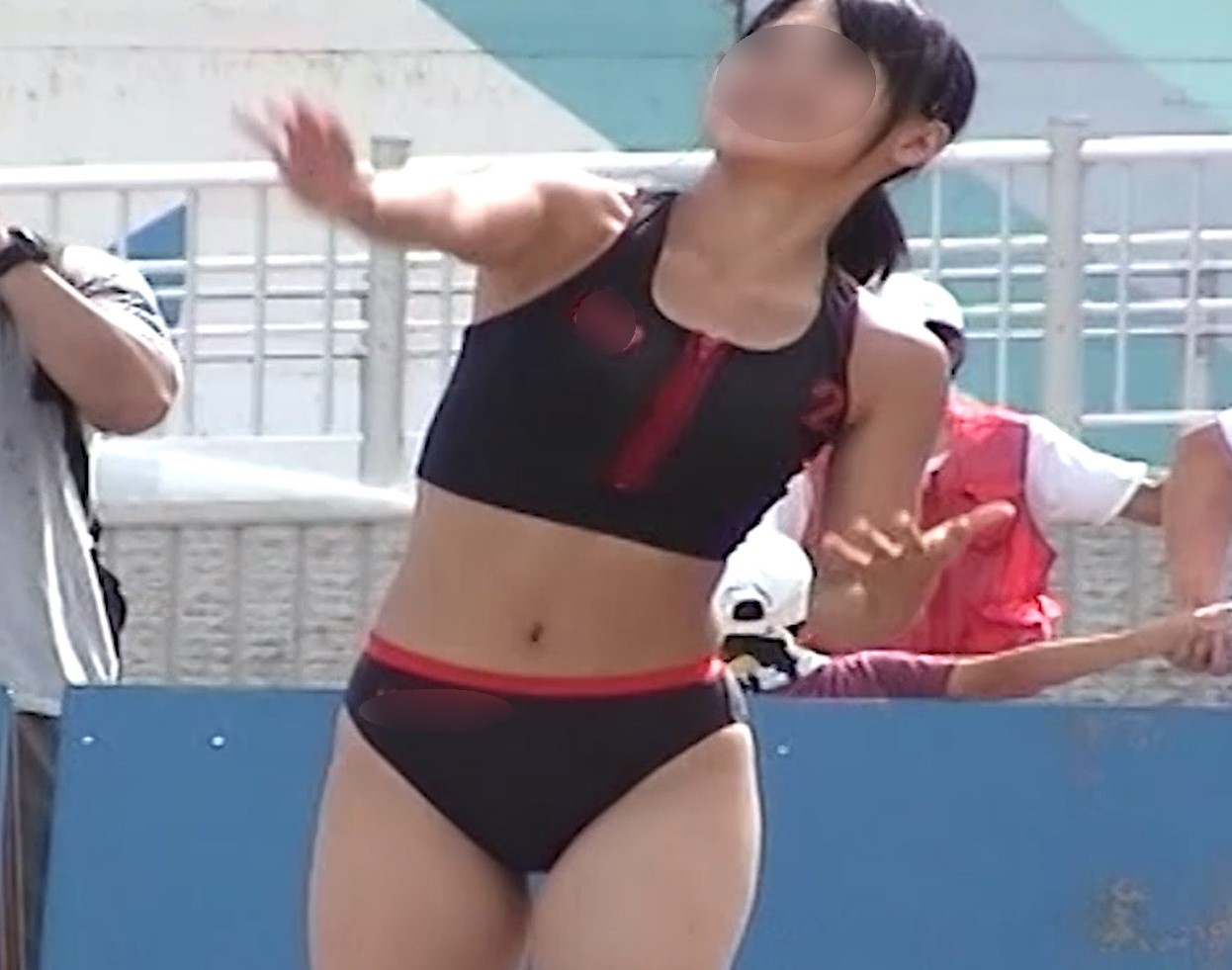 各都道府県を代表する極小ビキニ着用の女子ビーチバレー動画